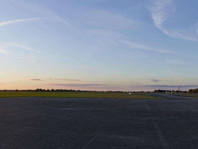 Aéroport Laval-Entrammes